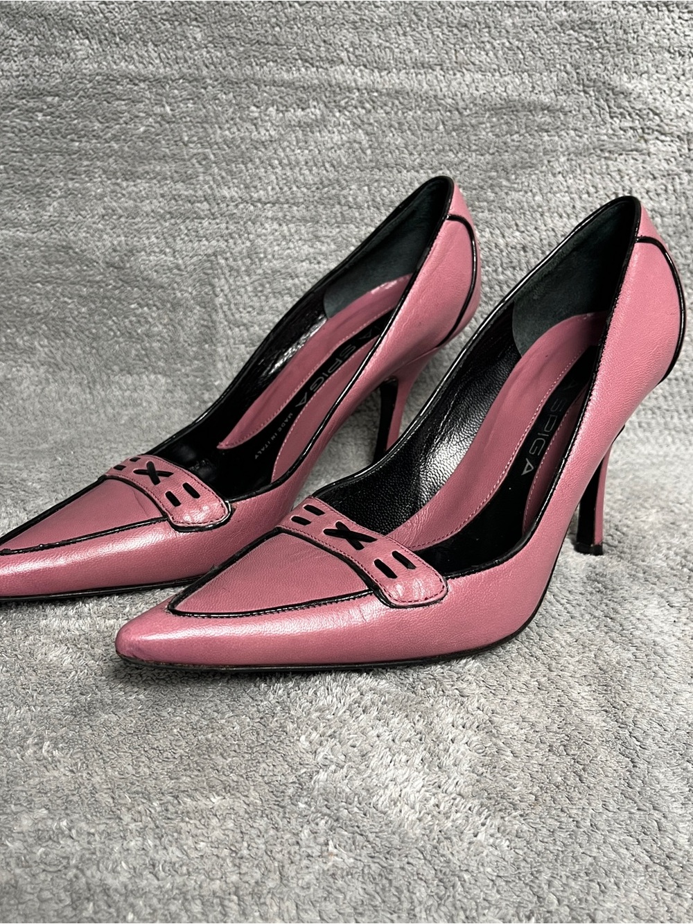 Vintage 90s via spiga Italy pink leather kitten heel size 6.5 Y2K pointed toe